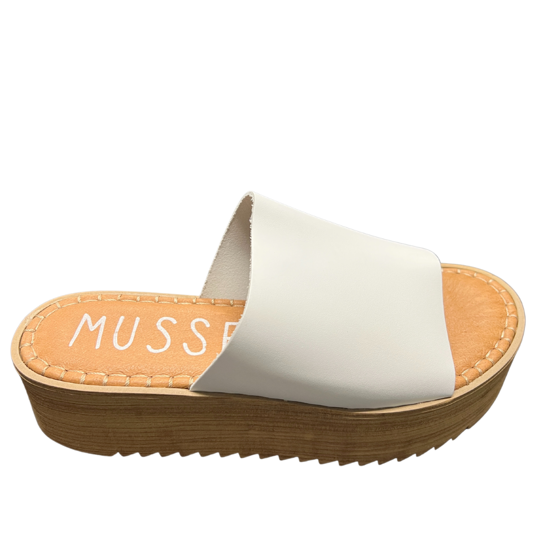 Kristel Sandal