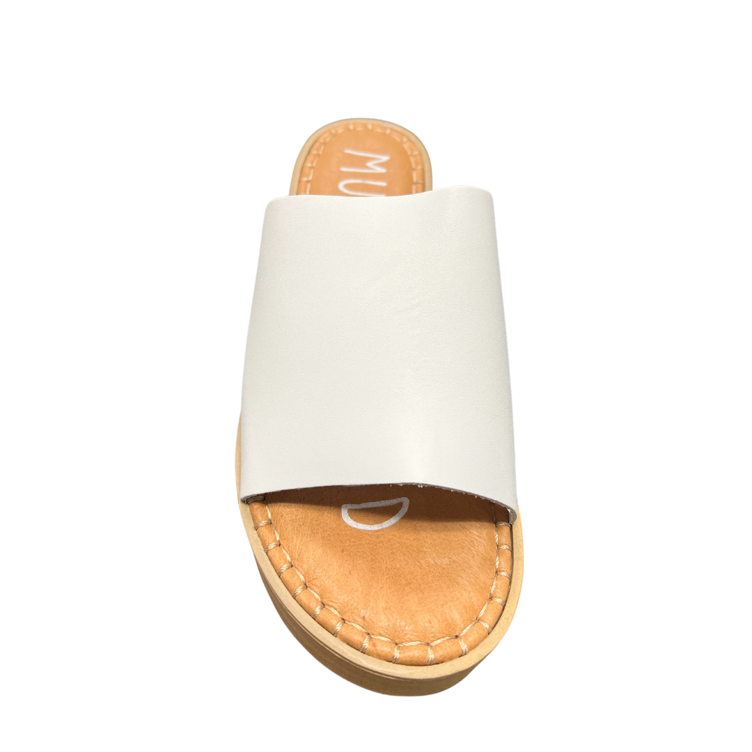 Kristel Sandal