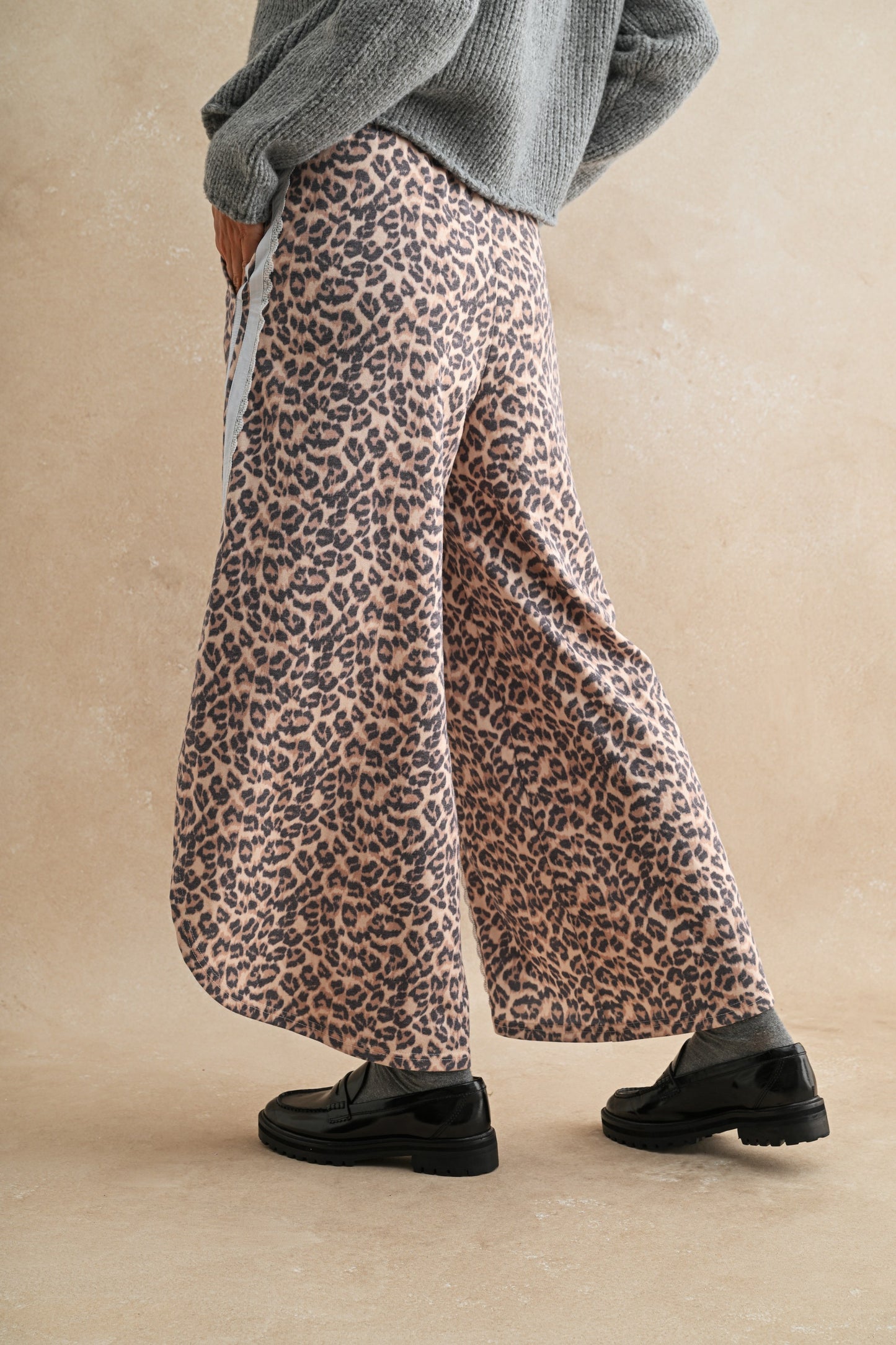 Victoria Pant