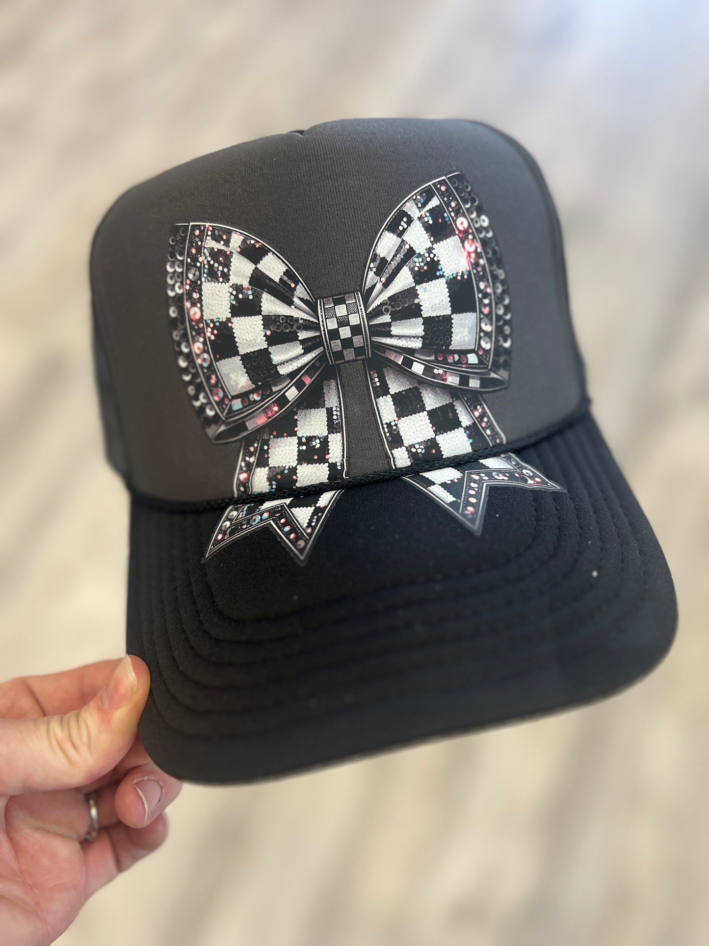 Check Mate Bow Hat