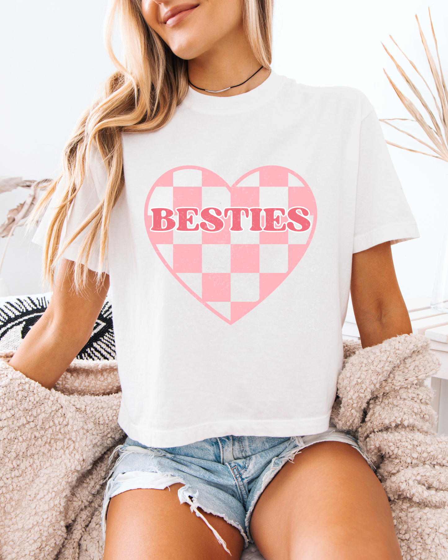 Besties Tee