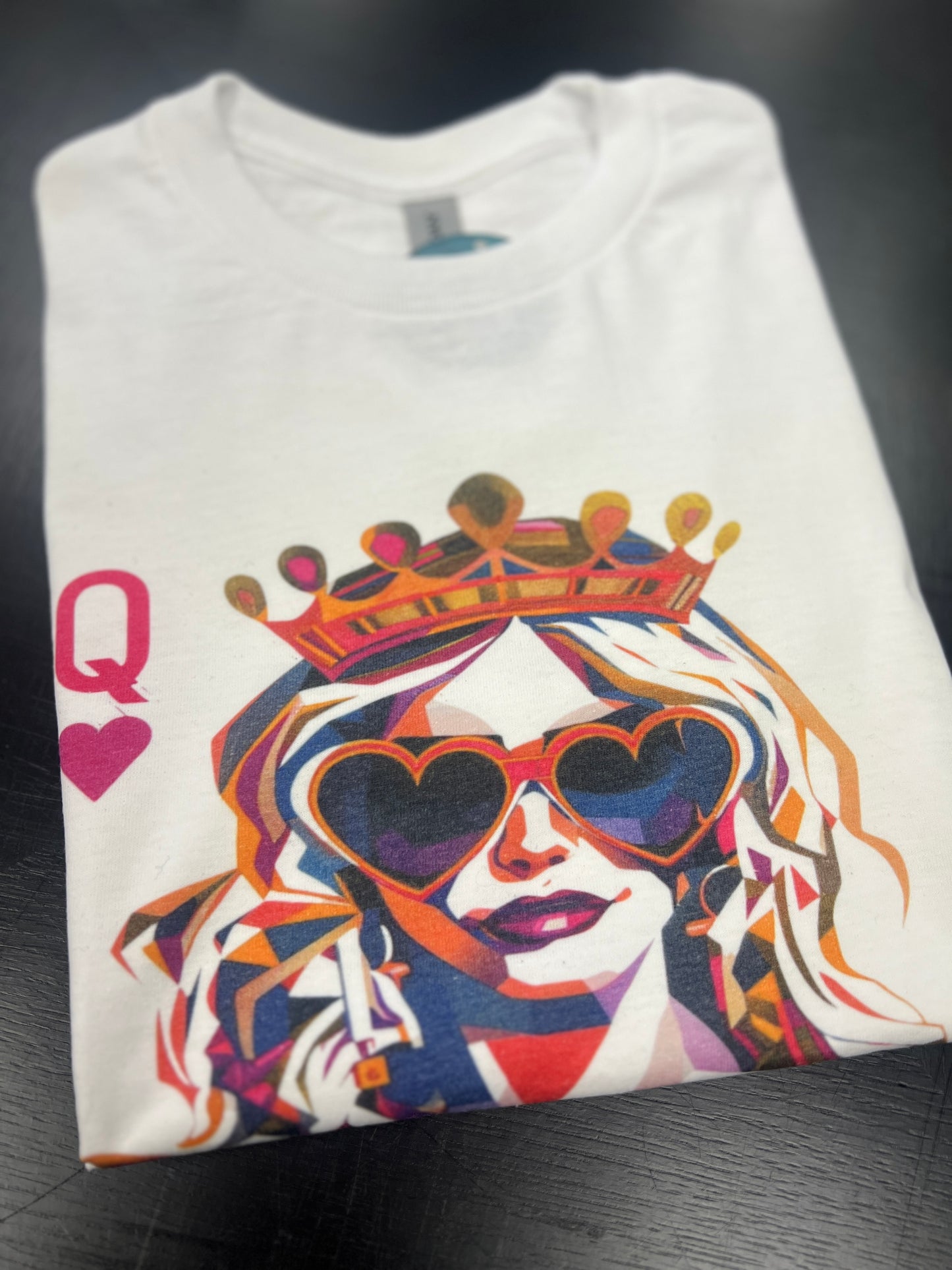 Queen of Hearts Tee